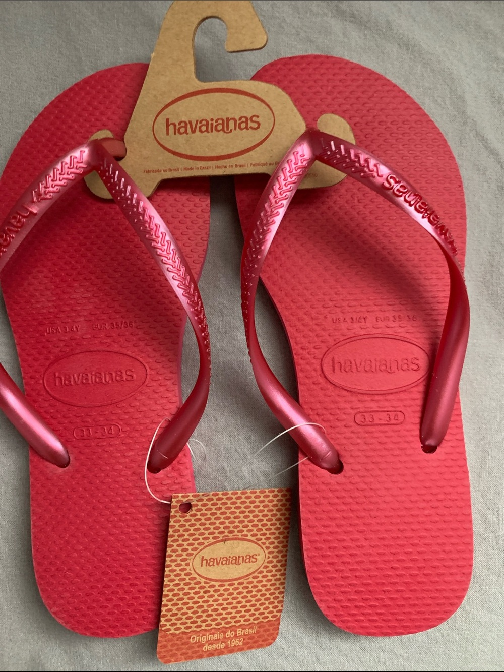 🆕- Havaianas Toddler Girls Flip Flops in Bright Coral Pink
